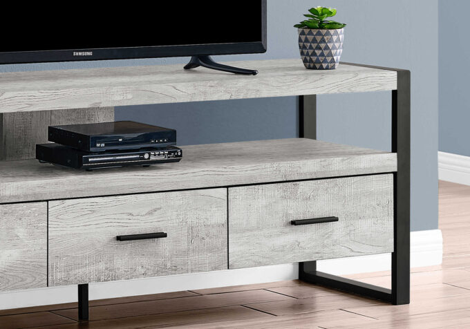 TV STAND - 60"L / GREY RECLAIMED WOOD-LOOK / 3 DRAWERS - Image 2