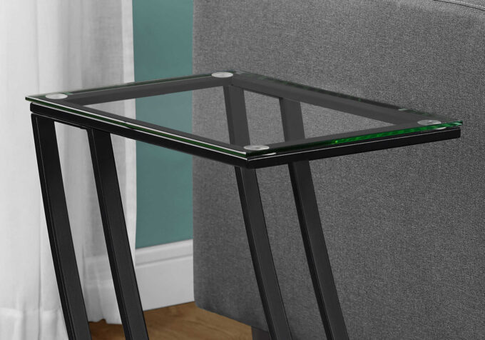 ACCENT TABLE - BLACK METAL WITH TEMPERED GLASS - Image 4