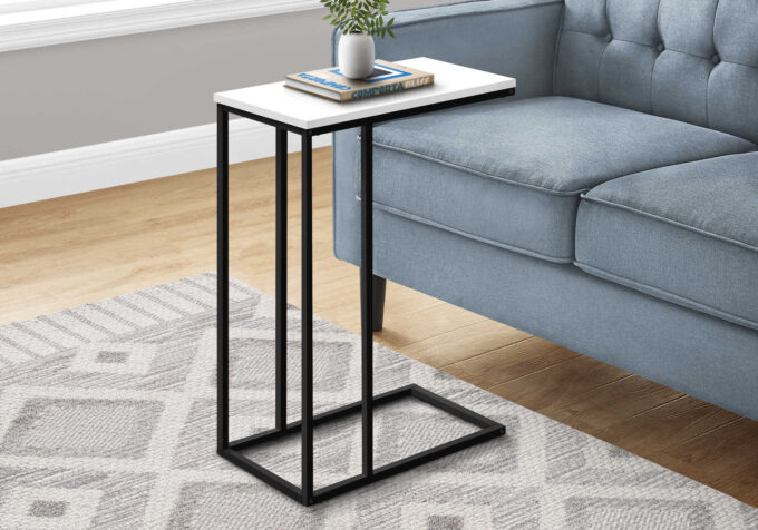 ACCENT TABLE - 25"H / WHITE / BLACK METAL