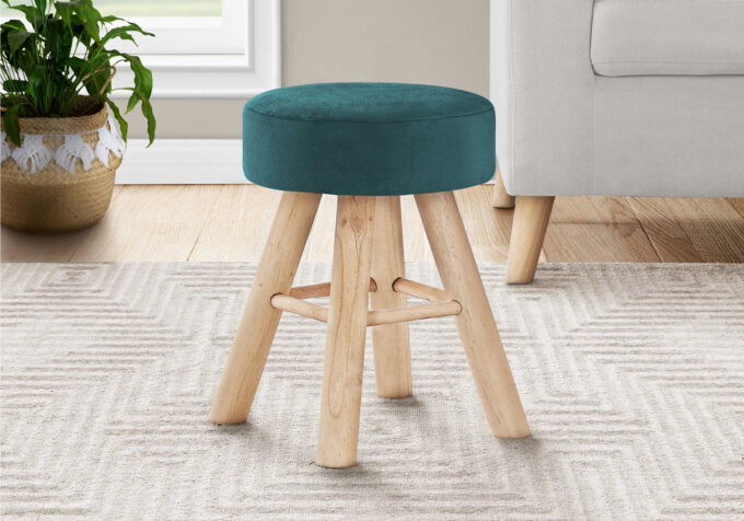 OTTOMAN - TURQUOISE VELVET / NATURAL WOOD LEGS