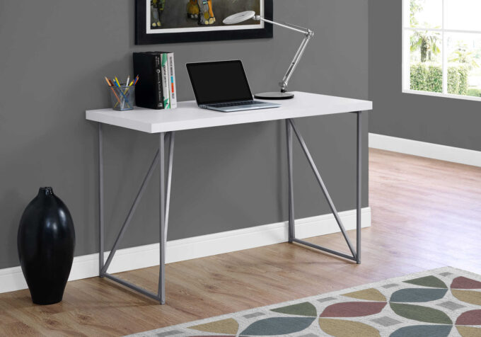 COMPUTER DESK - 48"L / WHITE / SILVER METAL