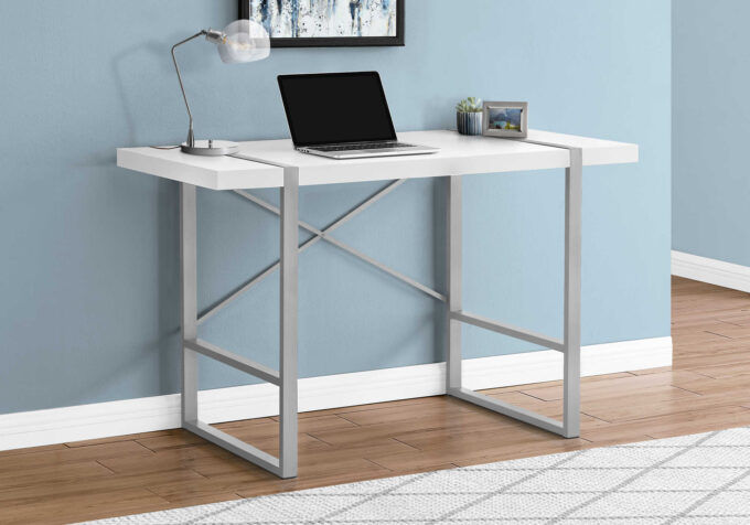 COMPUTER DESK - 48"L / WHITE / SILVER METAL