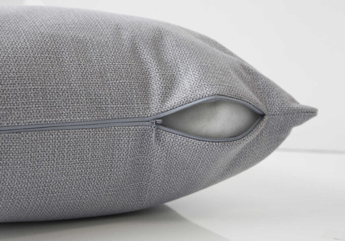 PILLOW - 18"X 18" / PATTERNED LIGHT GREY / 2PCS - Image 3