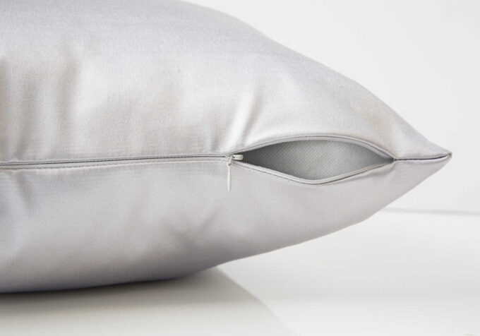 PILLOW - 18"X 18" / SILVER SATIN / 1PC - Image 3